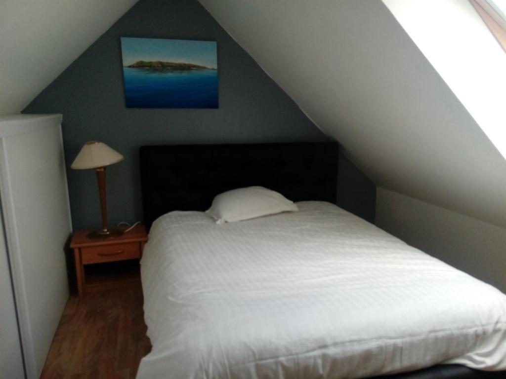 La Presqu' Ile Du Lenn Face A La Mer Louannec Habitación foto